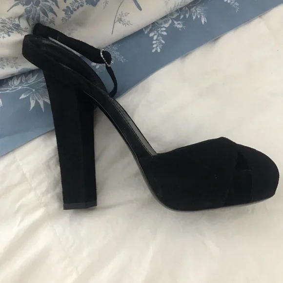 MINT! Ralph Lauren Purple Label Kabria Black Suede Heel - Picture 5 of 14